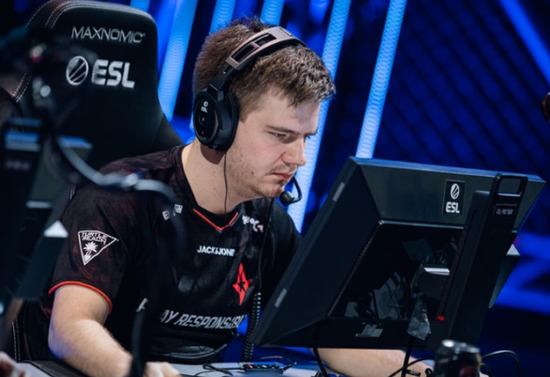 上海首个城市电竞赛事揭幕助推电竞产业发展